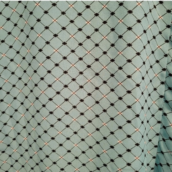 Worthington Light Blue Polka Dot Ruffled Button-Up Blouse Size Large EUC - Picture 3 of 7